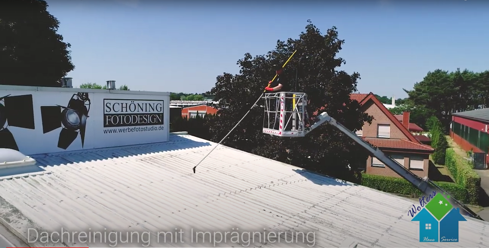 Dach-Komplettreinigung f&uuml;r Kunden in Hasel&uuml;nne, Flechum und Westerloh.